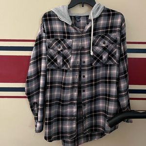 Women’s hooded flannel